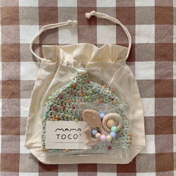 3点セット出産祝い◎どんぐり帽子、歯固め、コットン巾着　アヒル柄　Creema限定 10枚目の画像