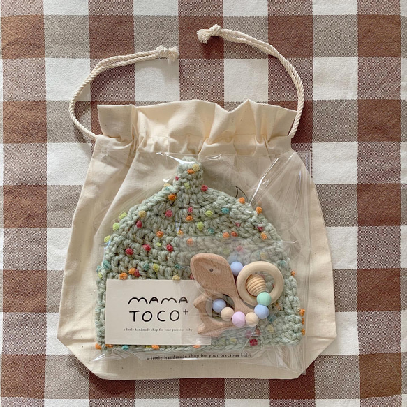 3点セット出産祝い◎どんぐり帽子、歯固め、コットン巾着　アヒル柄　Creema限定 10枚目の画像