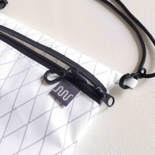 アウトドアポーチ X-Pac ホワイト サコッシュ ナイロン 軽量