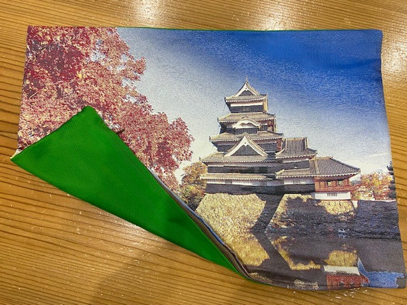 写刺織クッションカバー(松本城)　『シルクとポリエステルの融合』 6枚目の画像
