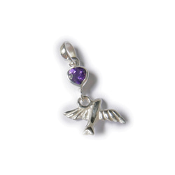 送料無料[Silver925]小鳥とハート型のアメジスト（紫水晶）のヒーリングペンダント （バリの僧侶による祈祷＆浄化） 1枚目の画像
