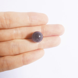 紫水晶圓球（直徑12毫米） 經過峇裡島僧侶祈禱淨化的天然石圓球，是展現您魅力的愛情圓滿治癒石♪ 第3張的照片