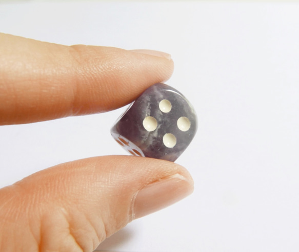 •✼送料無料✼•アメジストのダイス・迷った時の道しるべ ༺バリ島の僧侶の祈祷＆浄化 •☆• 魅力を引き出す恋愛成就の石༻ 4枚目の画像