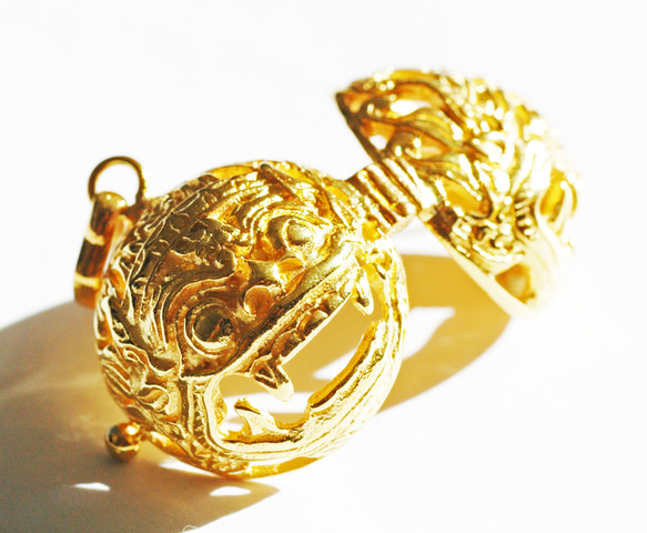 ★送料無料★［GOLD K24RGP］バリ島の神様「バロン」の中身が取り出せる純金コーティングペンダント（ジャスパー） 4枚目の画像