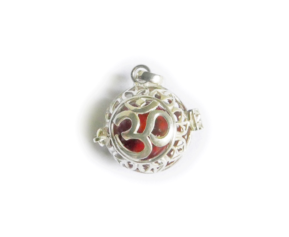 ✼シルバー925✼ 天然石アクセサリー・ジャスパーのペンダント༺ぱかりと開けられる•*•宇宙と繋げるOM・バリ島の神様༻