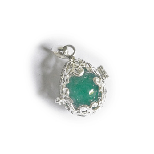 ✼シルバー925✼ジェイド・翡翠のペンダントトップ༺ぱかりと開けられる