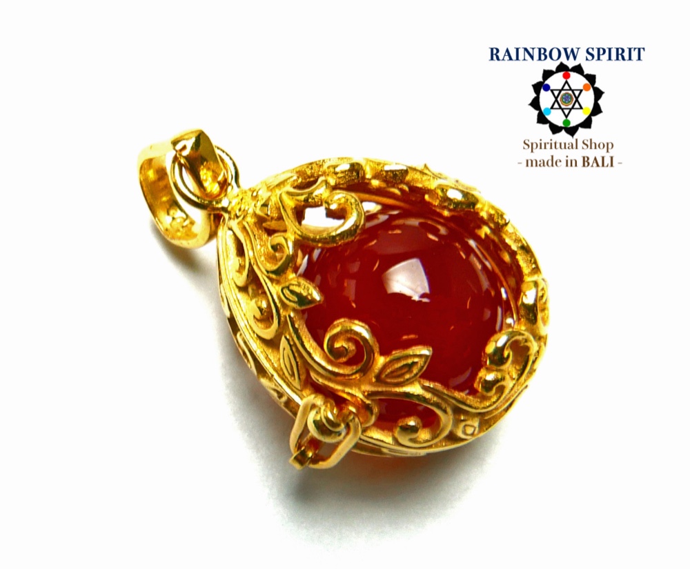 ✼純金加工✼カーネリアンのペンダントトップ༺ぱかりと開けられる•*•エレガントな卵型༻天然石アクセサリー/人気プレゼント