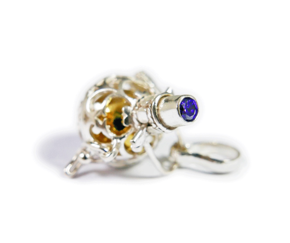 ✼プラチナ加工✼アメジストのガムランボール/2月誕生石༺揺らすとシャラン♪癒しの音色が響く♪•*•ヒーリングペンダント༻