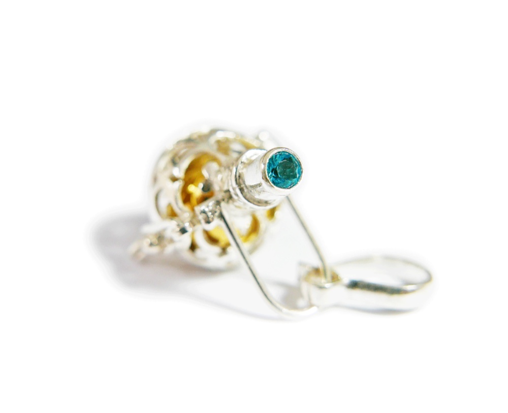 ✼プラチナ加工✼ブルートパーズのガムランボール/3月誕生石༺揺らすとシャラン♪癒しの音色♪•*•ヒーリングペンダント༻