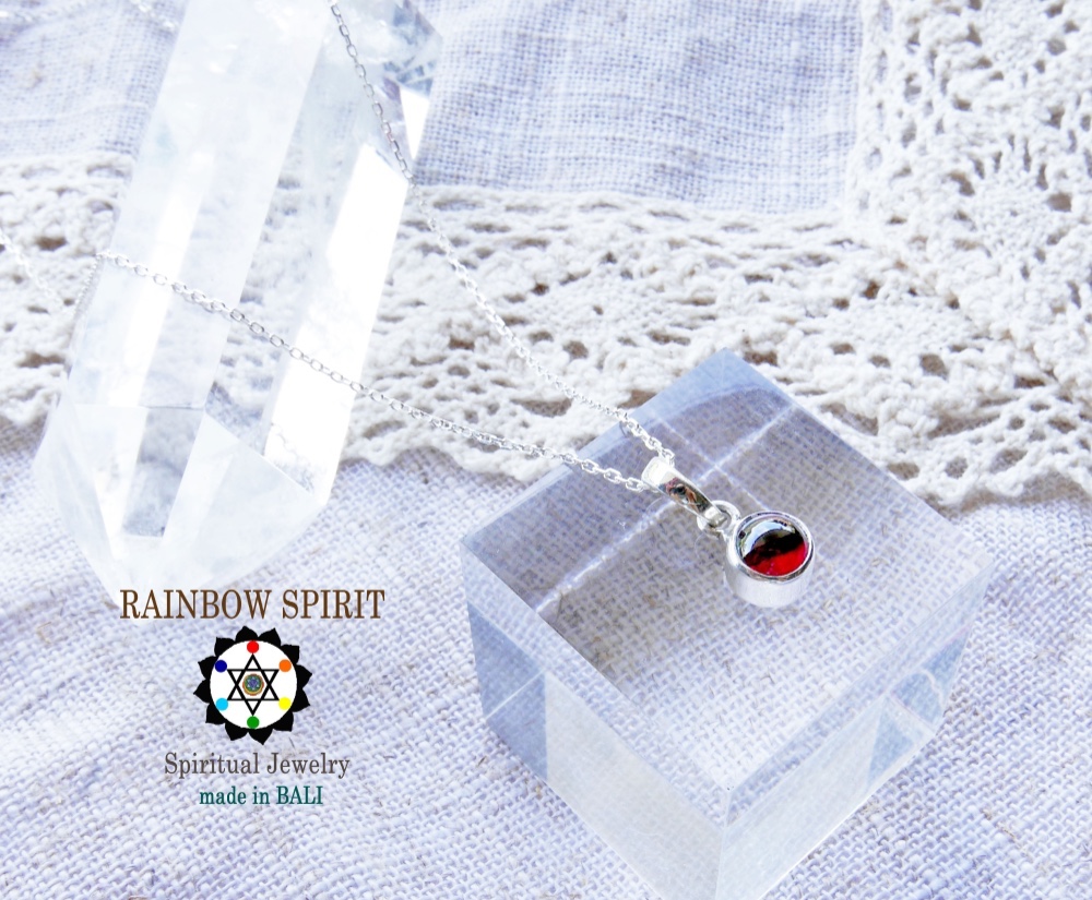 ✼SILVER✼ガーネット/6mm/1月誕生石　༺バリ島の僧侶の祈祷＆浄化❥ヒーリングネックレス༻誕生日ギフト/出産祝い