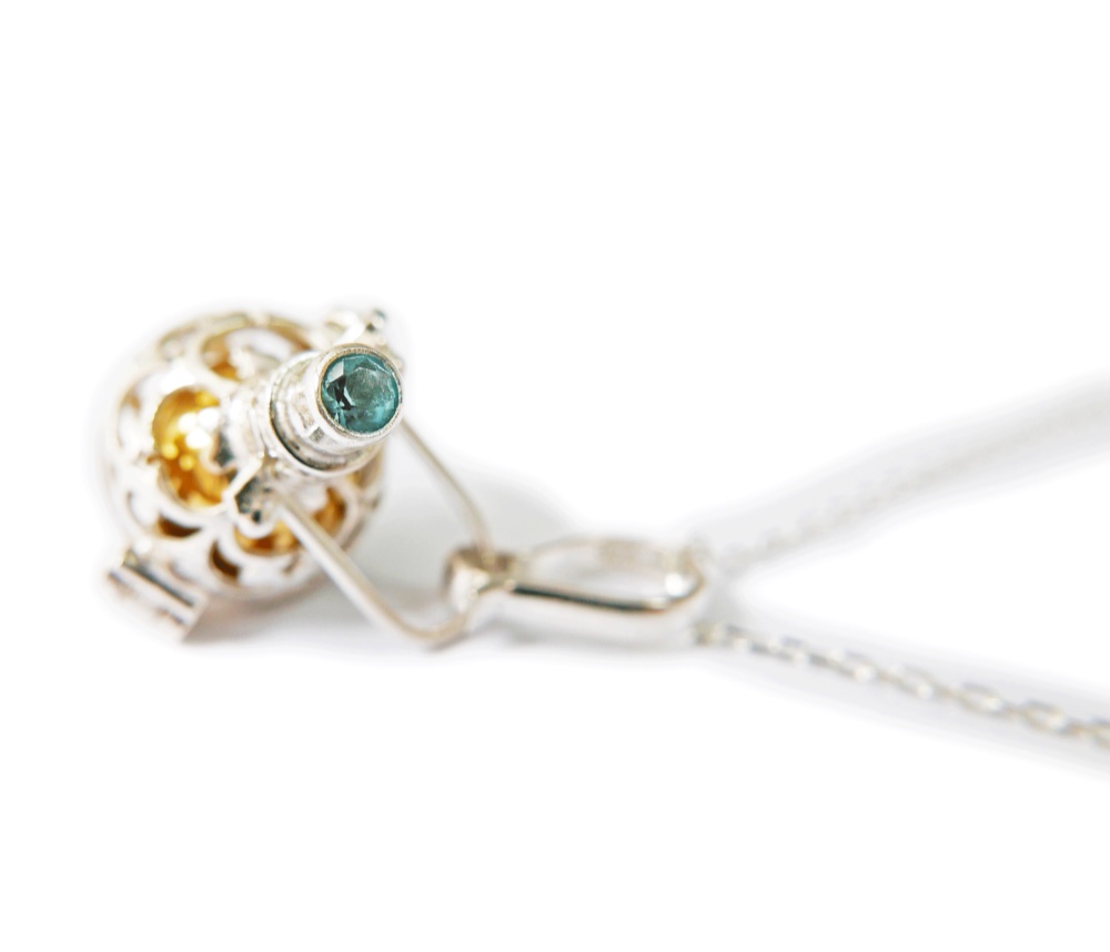 ✼アクアマリンのガムランボール✼ 3月誕生石/シルバー༺揺らすとシャラン♪癒しの音色が響く♪•*•ヒーリングネックレス༻