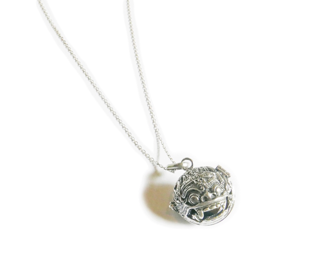 ✼シルバー925✼タイガーアイのネックレス༺ぱかりと開けられる•*•幸運を呼ぶ聖なるバロン༻天然石アクセサリー/メンズ