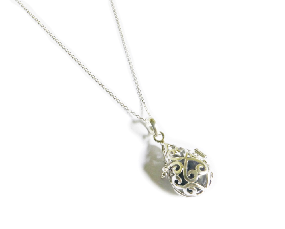 ✼シルバー925✼アメジストのネックレス༺ぱかりと開けられる•*•エレガントなハートドロップ型༻天然石アクセサリー誕生日