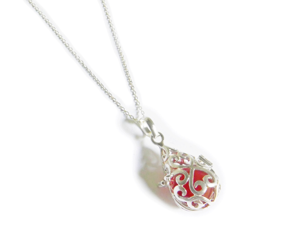 ✼シルバー925✼カーネリアンのネックレス༺ぱかりと開けられる•*•エレガントなハートドロップ型༻天然石アクセサリー人気