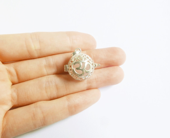 ✼925銀✼玫瑰石英項鍊 ༺輕鬆打開 •*•將您與宇宙連接起來・OM・巴厘島之神 ༻天然石禮物 第4張的照片