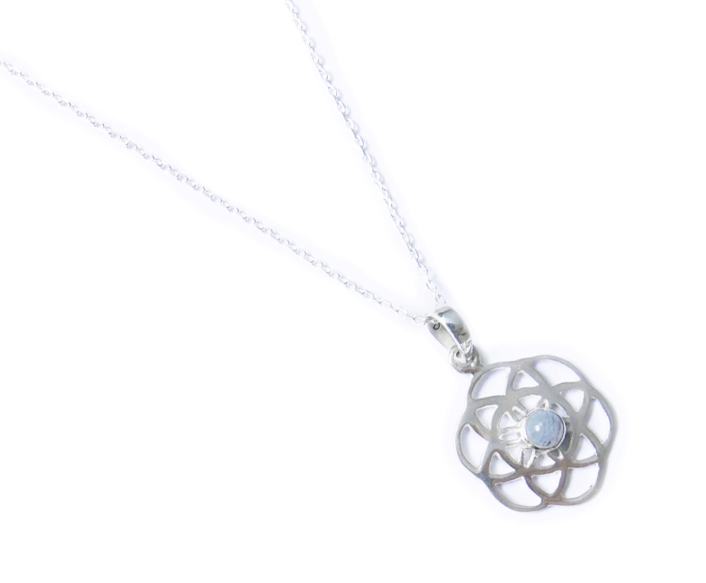 〔シルバー925〕ブルーレースアゲート・神聖幾何学/シードオブライフのネックレス✼༺魂と調和•*•ヒーリングエネルギー༻