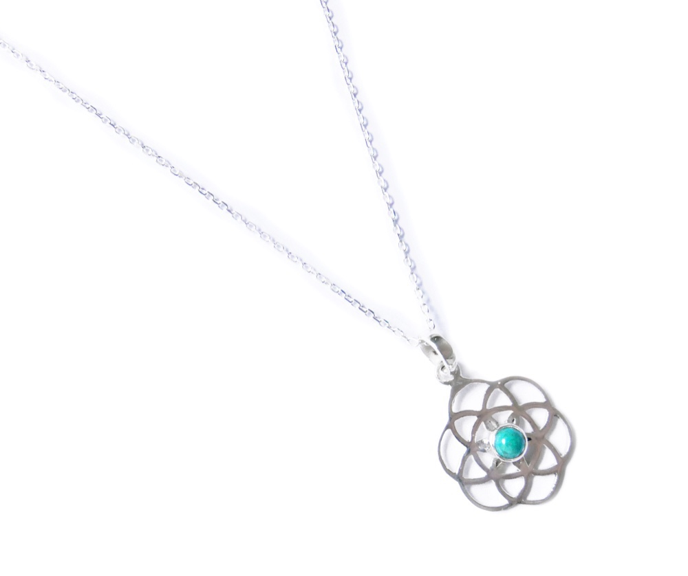 〔プラチナ加工〕ターコイズ・神聖幾何学模様/シードオブライフのネックレス✼༺魂と調和、目醒め•*•ヒーリングエネルギー༻