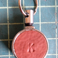 皮革捲軸鑰匙圈（可選擇皮革顏色！免費姓名縮寫。僅限捲軸類型） 第7張的照片