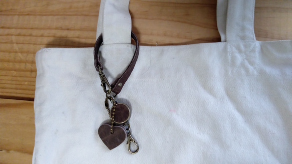 皮革鑰匙扣（帶有可拉伸的線軸和皮帶）＃棕色意大利皮革真皮[定做] 第3張的照片