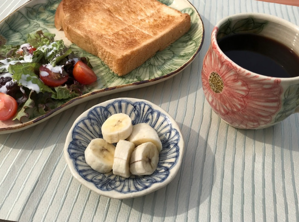 牡丹花　豆鉢　（赤） 8枚目の画像