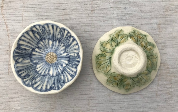 牡丹花　豆鉢　（青） 2枚目の画像
