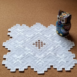 北欧ハーダンガー刺繍 テーブルファブリックリネン 手刺繍 テーブル