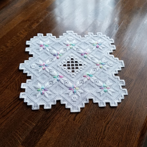 受注制作】北欧ハーダンガー刺繍 テーブルリネン 手刺繍