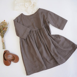 《全サイズ即納可》ココアのナチュラルワンピース《80〜130cm》女の子 おしゃれ ダブルガーゼ 長袖 秋冬 茶色 秋色 16枚目の画像