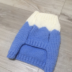 [オーダー可] 富士山のセーター（小型犬用・胴回り35）【手編み】 4枚目の画像
