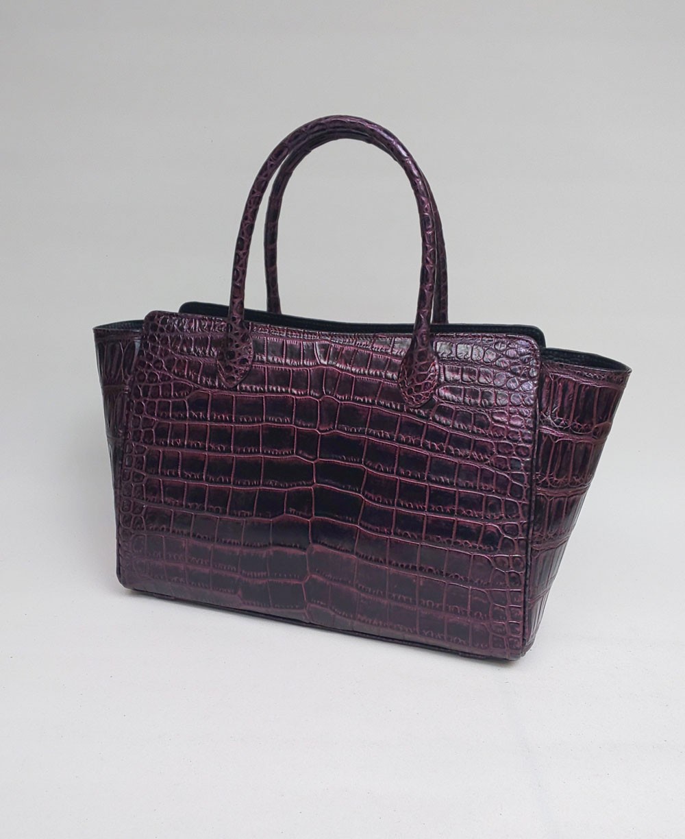 ポロサス（スモール）クロコダイル革 端切れ　（高級皮革）No.Wine003