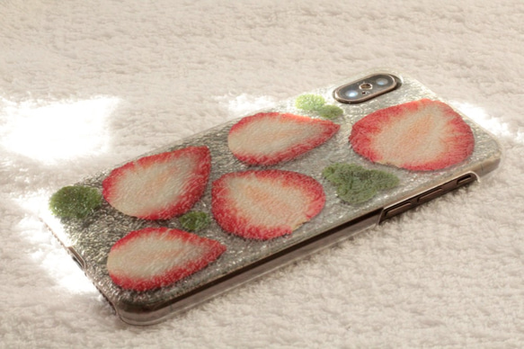 【全機種対応】妖精の苺の氷菓子　スマホケース 7枚目の画像