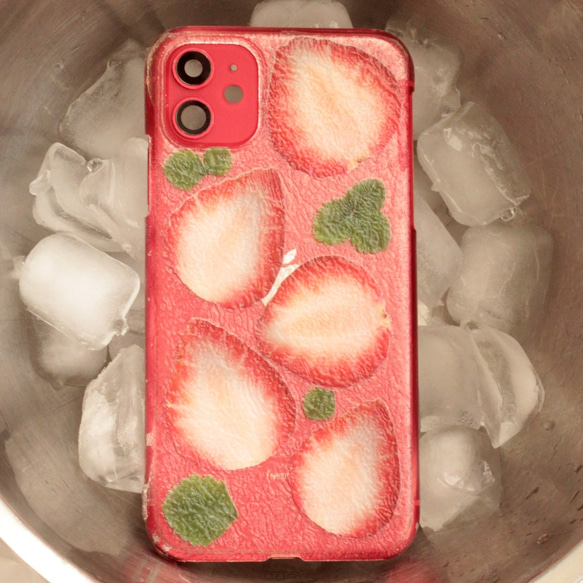 【全機種対応】妖精の苺の氷菓子　スマホケース 9枚目の画像