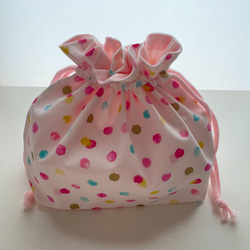 お弁当袋　可愛いカラフルドット柄　女の子　紐ピンク色 4枚目の画像