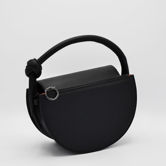 Eve Flap Bag in Black Nappa Leather 4枚目の画像