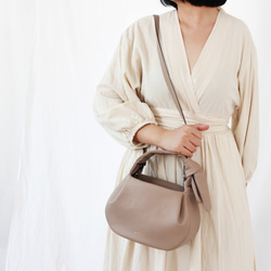 Garrett Handbag in Taro Nappa Leather 3枚目の画像