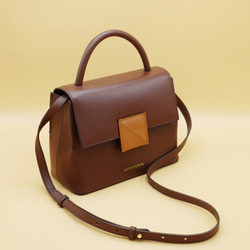 Cable Handbag in Walnut Brown Nappa Leather 3枚目の画像