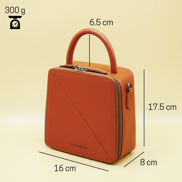 Butter Cross-body Bag in Cinnamon Brown Nappa Leather 9枚目の画像