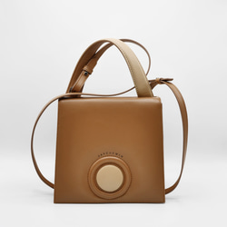Hello Handbag in Latte Brown Nappa Leather 6枚目の画像