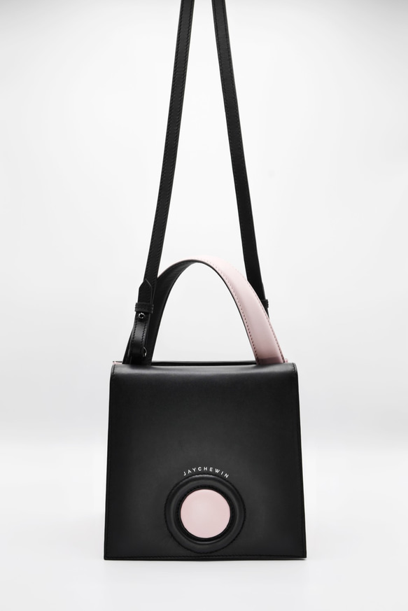 Hello Handbag in Blackpink Nappa Leather 8枚目の画像