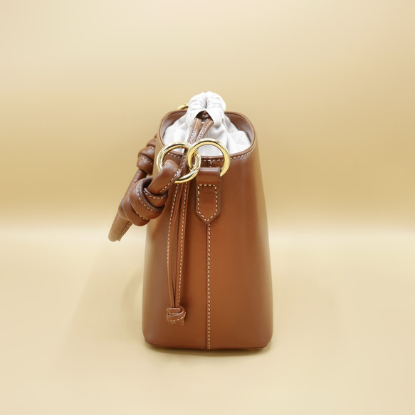 Fuji Bucket Bag in Espresso Brown Nappa Leather 4枚目の画像