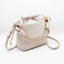 Fuji Bucket Bag in Vanilla Caramel Nappa Leather 2枚目の画像