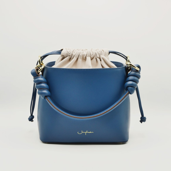 Fuji Bucket Bag in Pacific Blue Nappa Leather 2枚目の画像