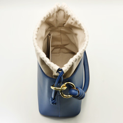 Fuji Bucket Bag in Pacific Blue Nappa Leather 5枚目の画像