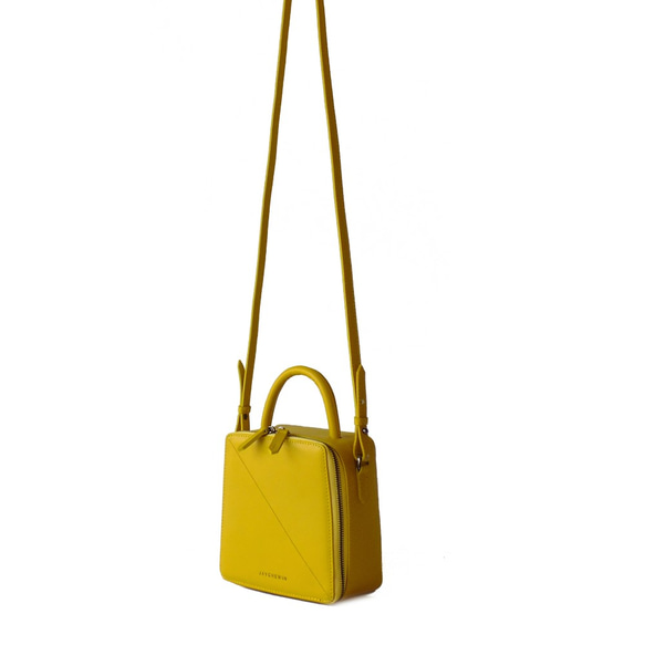 Butter Cross-body Bag in Mustard Yellow Nappa Leather 8枚目の画像