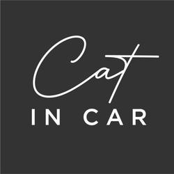 【車用】Cat in car カッティングステッカー │ 筆記体タイプ 白黒２色展開 3枚目の画像