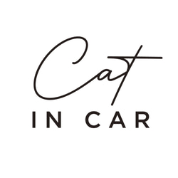 【車用】Cat in car カッティングステッカー │ 筆記体タイプ 白黒２色展開 4枚目の画像