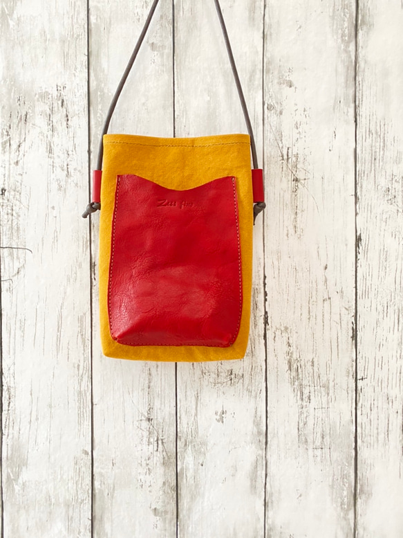 日本製Zess fino スマホポーチ 　サコッシュ　本革使用　 　 色の組み合わせ自由　遊び心たっぷり　受注製作 6枚目の画像