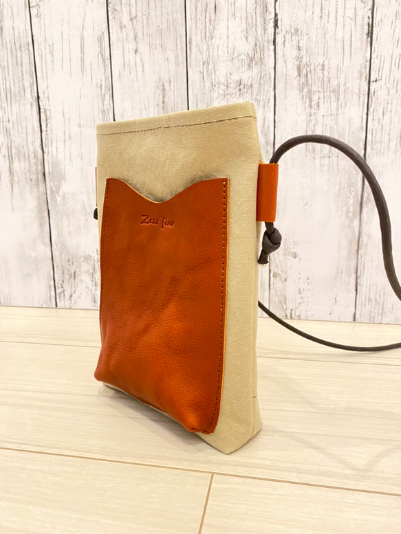 日本製Zess fino スマホポーチ 　サコッシュ　本革使用　 　 色の組み合わせ自由　遊び心たっぷり　受注製作 7枚目の画像