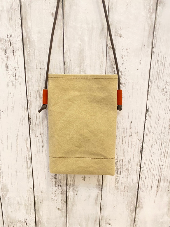 日本製Zess fino スマホポーチ 　サコッシュ　本革使用　 　 色の組み合わせ自由　遊び心たっぷり　受注製作 10枚目の画像