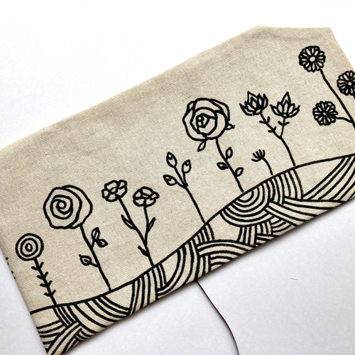 花咲く丘 文庫本サイズ ブックカバー ハンドメイド 花咲く丘 文庫本サイズ ブックカバー ハンドメイド